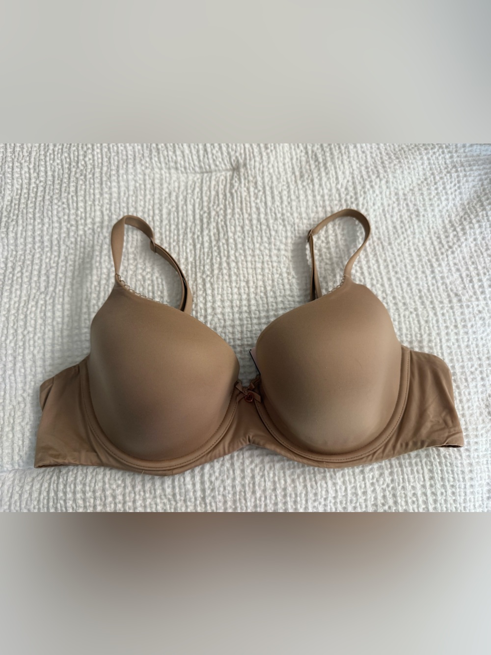 Victoria's Secret Women's Tan Bra Size 38C Adjustable Clasp Strap